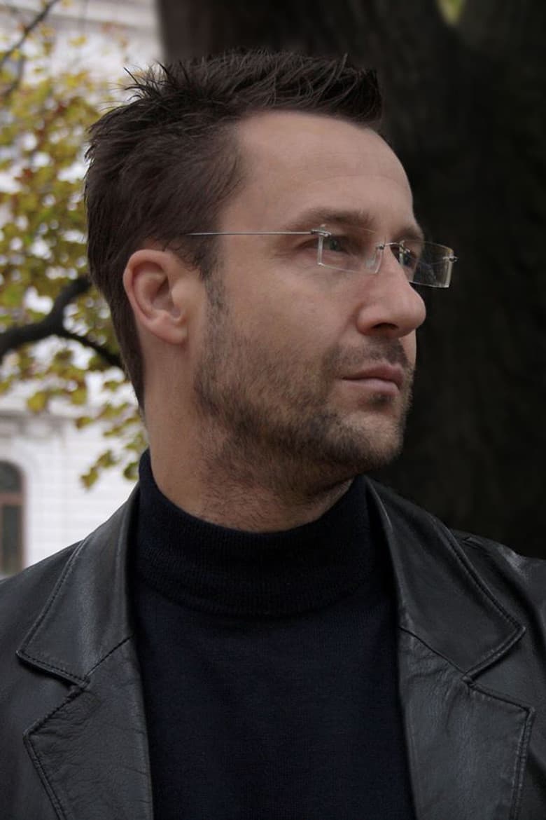 Марек Добеш